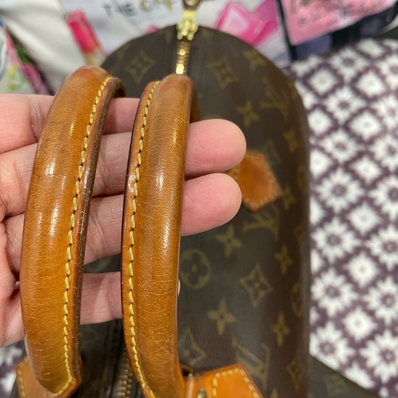 SOLD! Louis Vuitton Monogram Speedy 30 & Wallet! - Picture 8 of 15
